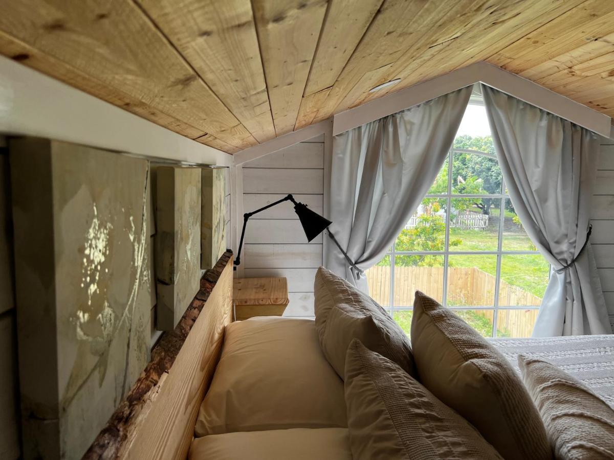 Maria'S Tiny Barn Guest House Homestead Ngoại thất bức ảnh